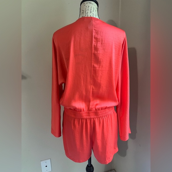 BCBGMaxAzria Coral Blouse - Picture 7 of 9